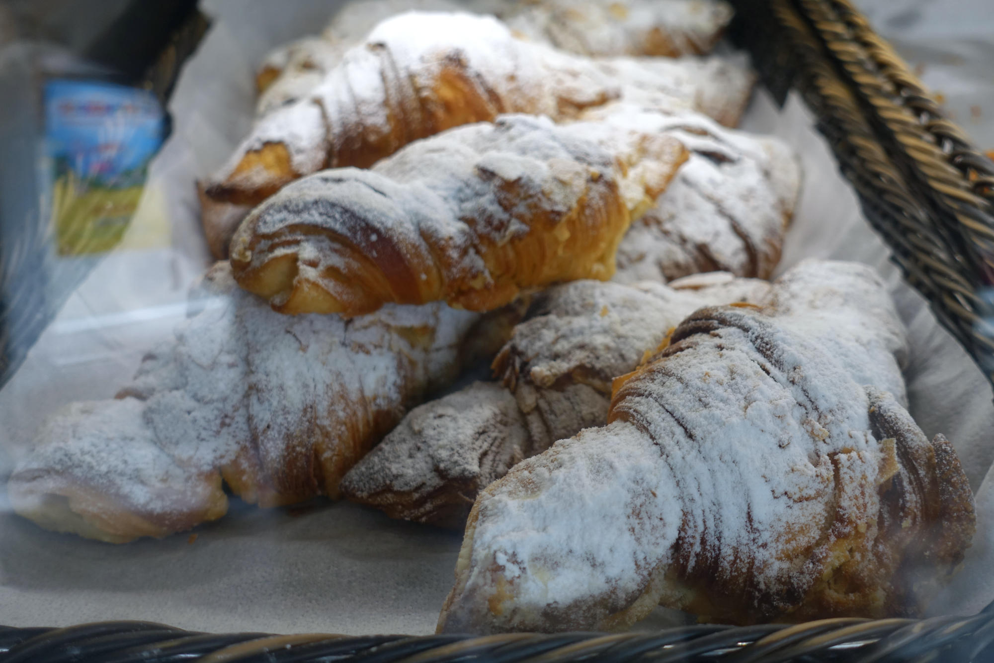 Café Délice — Croissants